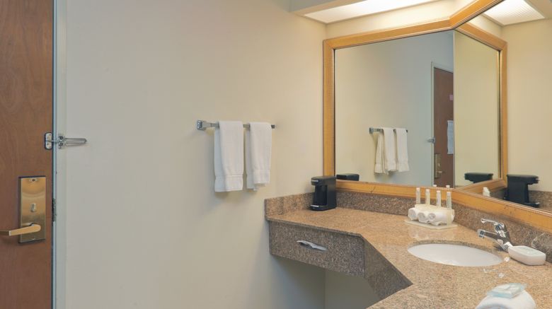 <b>Holiday Inn Express Evansville West Room</b>. Images powered by <a href="https://www.leonardoworldwide.com/" title="Leonardo Worldwide" target="_blank">Leonardo</a>.