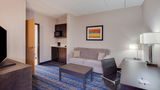 Holiday Inn Express & Suites Suite