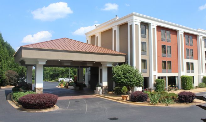 Holiday Inn Express Forsyth Exterior