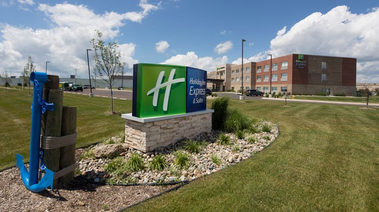 Holiday Inn Express  and  Suites, Monroe Exterior. Images powered by <a href="https://www.leonardoworldwide.com" target="_blank" rel="noopener">Leonardo</a>.