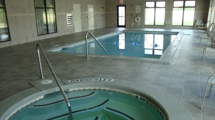Holiday Inn Express Borger Pool