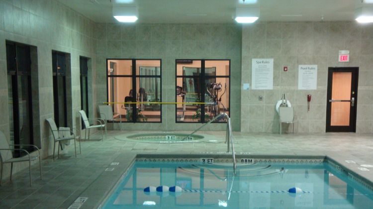 Holiday Inn Express Borger Pool