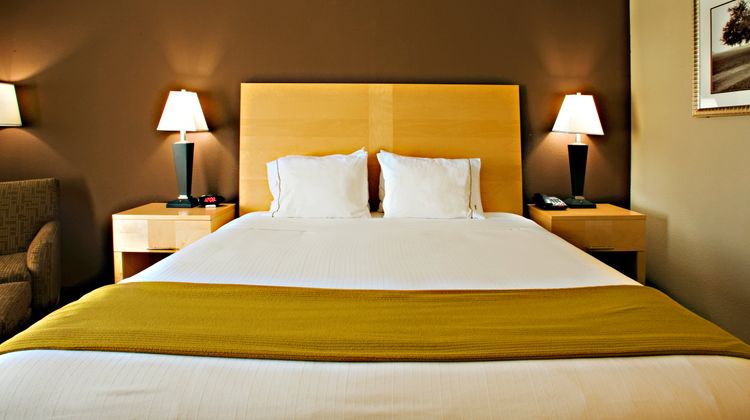Holiday Inn Express Borger Room