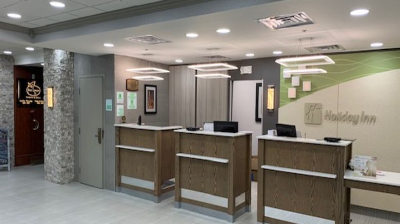 <b>Holiday Inn Chicago North Shore Lobby</b>. Images powered by <a href="https://www.leonardoworldwide.com/" title="Leonardo Worldwide" target="_blank">Leonardo</a>.