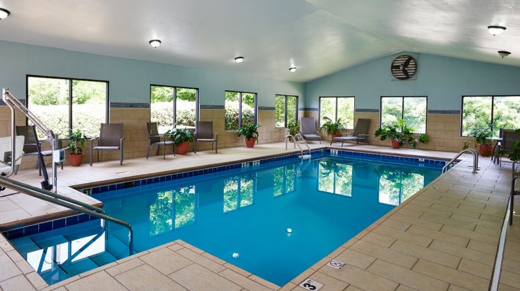 Holiday Inn Express Pool