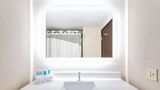 <b>Holiday Inn Express Room</b>. Images powered by <a href="https://www.leonardoworldwide.com/" title="Leonardo Worldwide" target="_blank">Leonardo</a>.
