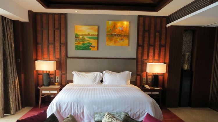 Crowne Plaza Danang Room