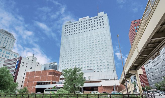 ANA Crowne Plaza Sapporo Exterior