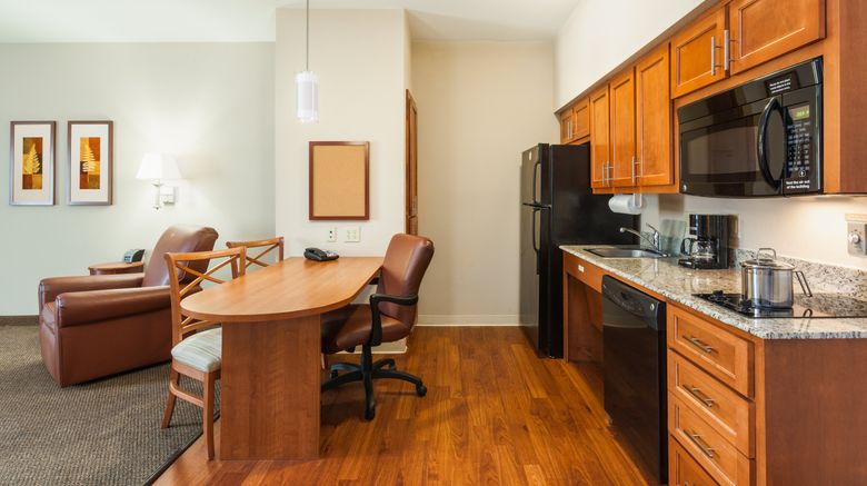 <b>Candlewood Suites Houston I-10 E Room</b>. Images powered by <a href="https://www.leonardoworldwide.com/" title="Leonardo Worldwide" target="_blank">Leonardo</a>.