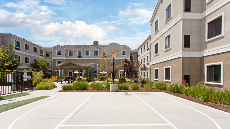 <b>Staybridge Suites Irvine East Lake Fores Recreation</b>. Images powered by <a href="https://www.leonardoworldwide.com/" title="Leonardo Worldwide" target="_blank">Leonardo</a>.