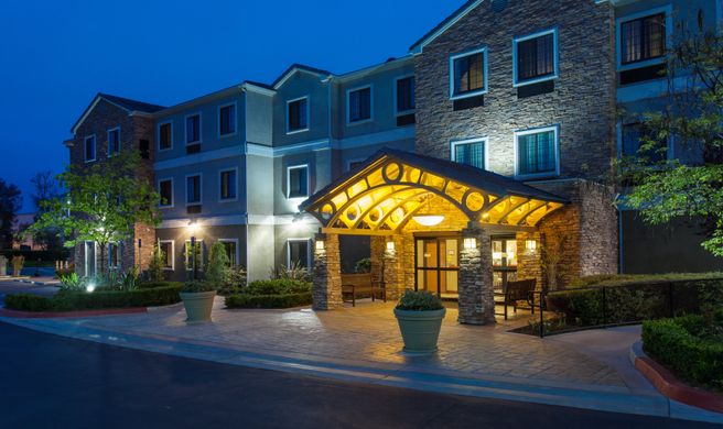 Staybridge Suites Irvine East Lake Fores Exterior
