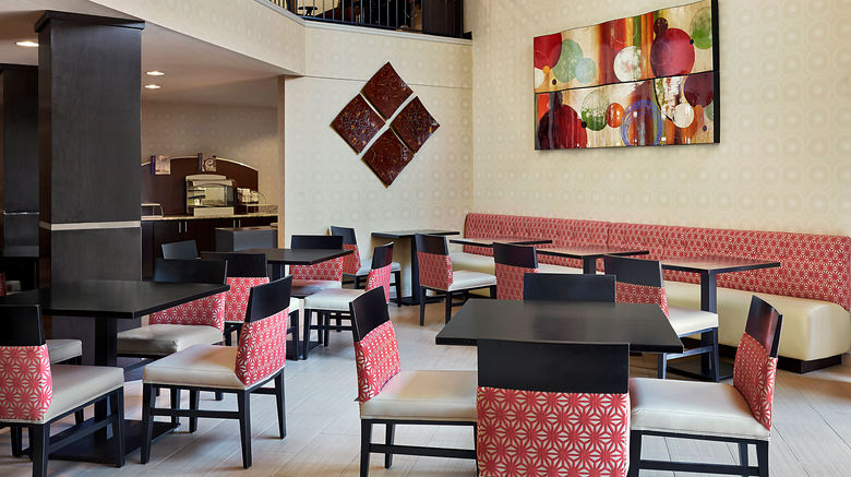 <b>Holiday Inn Expres/Suites Downtown Restaurant</b>. Images powered by <a href="https://www.leonardoworldwide.com/" title="Leonardo Worldwide" target="_blank">Leonardo</a>.