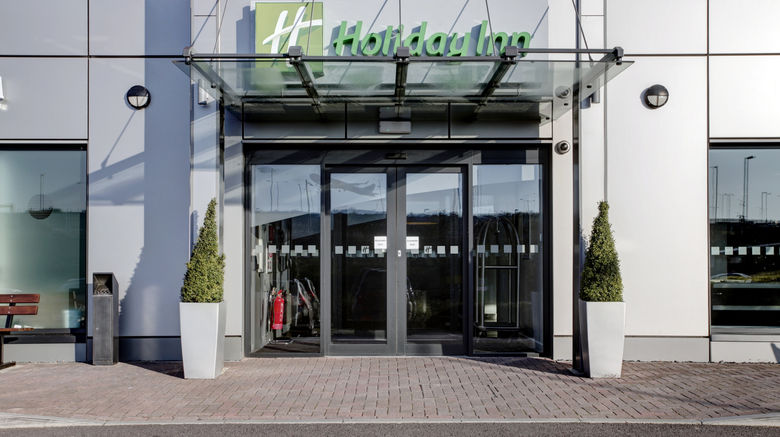 <b>Holiday Inn London - Luton Airport Exterior</b>. Images powered by <a href="https://www.leonardoworldwide.com/" title="Leonardo Worldwide" target="_blank">Leonardo</a>.