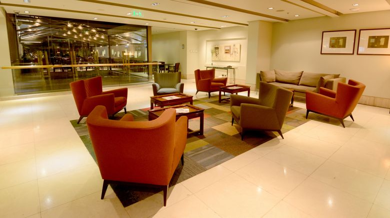 <b>Holiday Inn Express Las Condes Lobby</b>. Images powered by <a href="https://www.leonardoworldwide.com/" title="Leonardo Worldwide" target="_blank">Leonardo</a>.