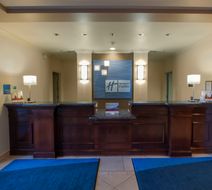 Holiday Inn Express Hotel and Suites Buf Lobby