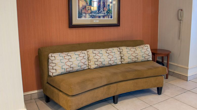 <b>Holiday Inn Express Hotel and Suites Buf Lobby</b>. Images powered by <a href="https://www.leonardoworldwide.com/" title="Leonardo Worldwide" target="_blank">Leonardo</a>.