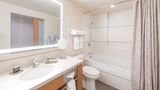 Cedarbrook Lodge Room