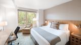 Cedarbrook Lodge Room