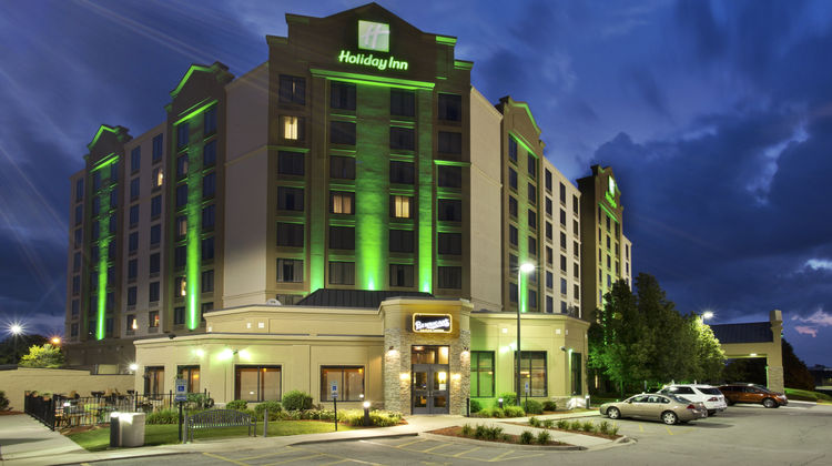 Holiday Inn Hotel & Suites Exterior