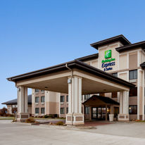 Holiday Inn Express & Suites Worthington