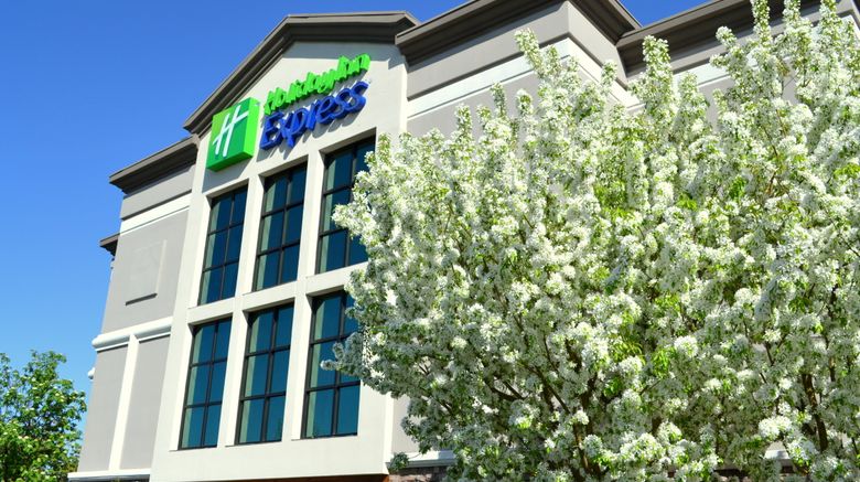 <b>Holiday Inn Express & Stes Bozeman West Exterior</b>. Images powered by <a href="https://www.leonardoworldwide.com/" title="Leonardo Worldwide" target="_blank">Leonardo</a>.