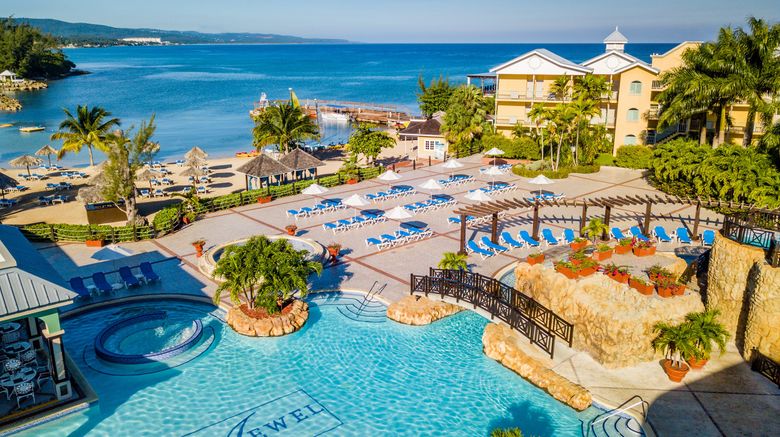 <b>Jewel Paradise Cove Beach Resort & Spa Pool</b>. Images powered by <a href="https://leonardo.com/" title="Leonardo Worldwide" target="_blank">Leonardo</a>.