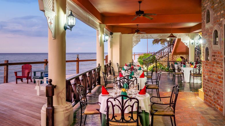 <b>Jewel Paradise Cove Beach Resort & Spa Restaurant</b>. Images powered by <a href="https://leonardo.com/" title="Leonardo Worldwide" target="_blank">Leonardo</a>.
