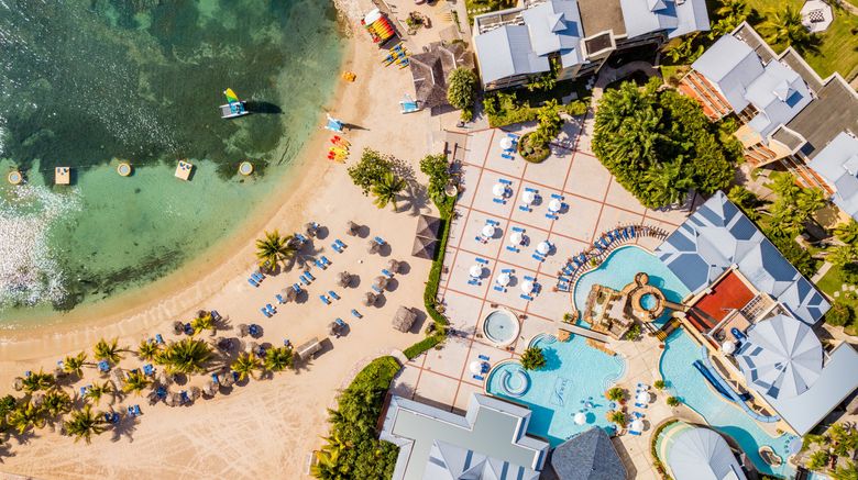 <b>Jewel Paradise Cove Beach Resort & Spa Pool</b>. Images powered by <a href="https://leonardo.com/" title="Leonardo Worldwide" target="_blank">Leonardo</a>.
