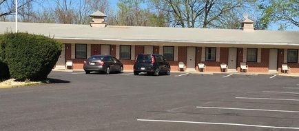 Red Carpet Inn Exterior