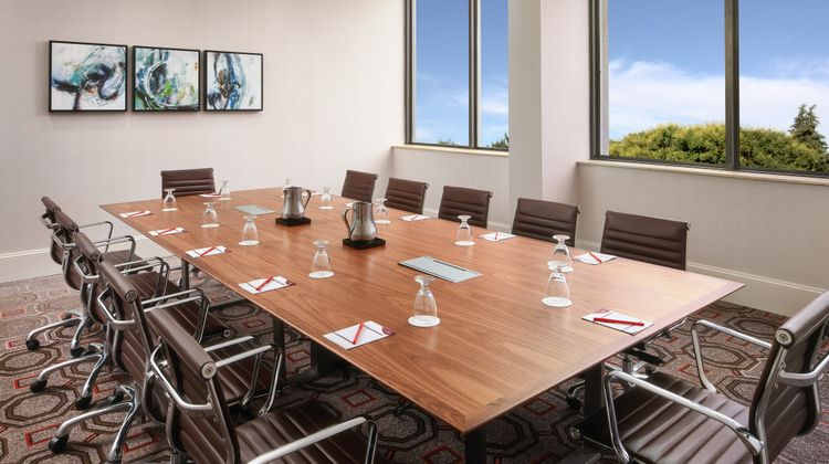 Crowne Plaza Dallas Market Center Meeting