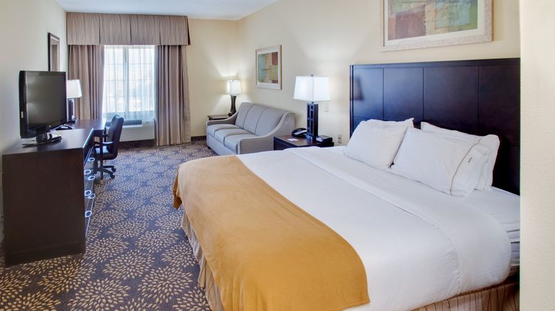 <b>Holiday Inn Express Hotel & Suites Room</b>. Images powered by <a href="https://www.leonardoworldwide.com/" title="Leonardo Worldwide" target="_blank">Leonardo</a>.