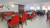 Holiday Inn Express Milwaukee by IHG Restaurant