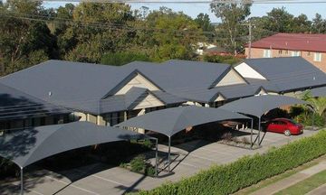 Francis Phillip Motor Inn & The Lodge
