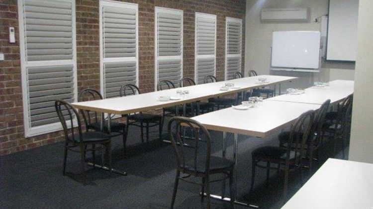 Francis Phillip Motor Inn & The Lodge Meeting