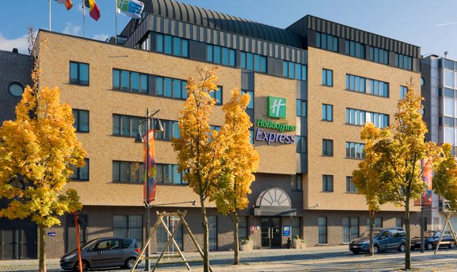 Holiday Inn Express Hasselt Exterior