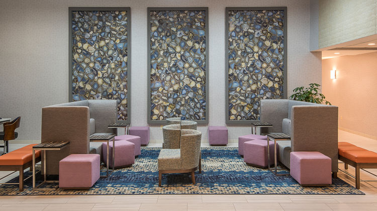 Holiday Inn Express/Stes Boston-Norwood Exterior