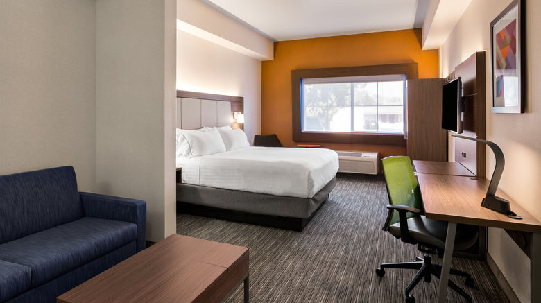 <b>Holiday Inn Express Hotel & Suites Room</b>. Images powered by <a href="https://www.leonardoworldwide.com/" title="Leonardo Worldwide" target="_blank">Leonardo</a>.