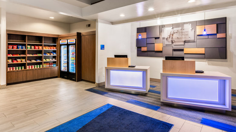 <b>Holiday Inn Express Hotel & Suites Lobby</b>. Images powered by <a href="https://www.leonardoworldwide.com/" title="Leonardo Worldwide" target="_blank">Leonardo</a>.