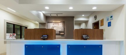 Holiday Inn Express N Evansville Lobby