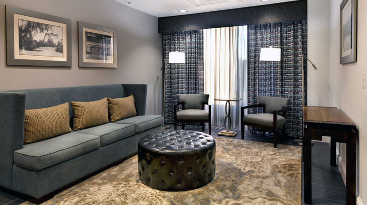 Holiday Inn Express Hotel & Suites Lobby