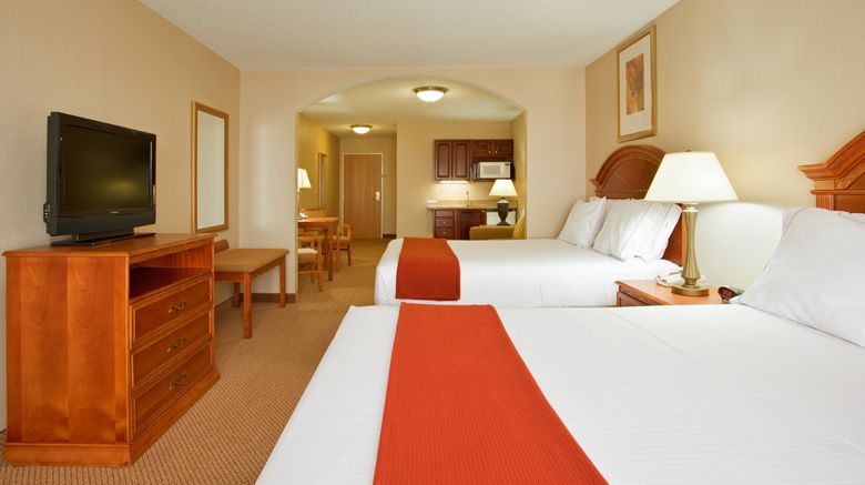 <b>Holiday Inn Express Hotel & Suites Suite</b>. Images powered by <a href="https://www.leonardoworldwide.com/" title="Leonardo Worldwide" target="_blank">Leonardo</a>.