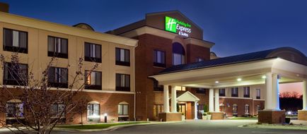 Holiday Inn Express Hotel & Suites Exterior