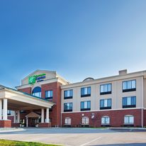 Holiday Inn Express Hotel & Suites