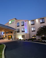 Holiday Inn Express Hotel & Suites