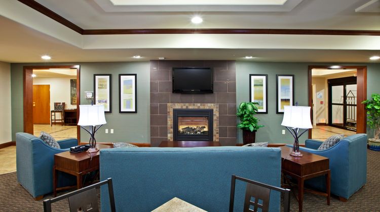 Holiday Inn Express and Suites Ripley Restaurant