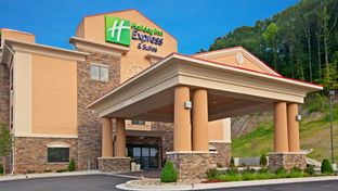 Holiday Inn Express and Suites Ripley