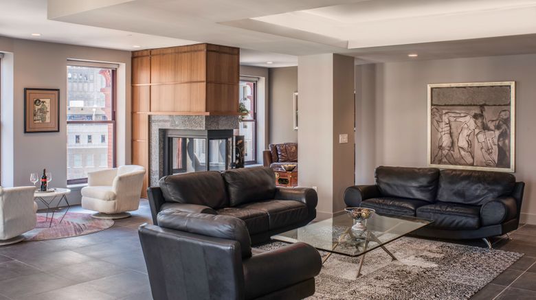 <b>Kimpton Schofield Hotel Suite</b>. Images powered by <a href="https://www.leonardoworldwide.com/" title="Leonardo Worldwide" target="_blank">Leonardo</a>.