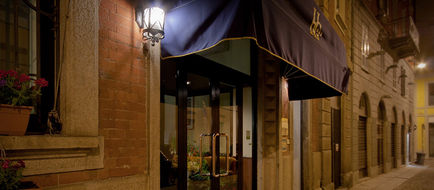 Hotel Genius Downtown Exterior