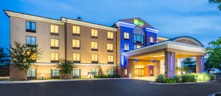 Holiday Inn Express & Suites North East Exterior