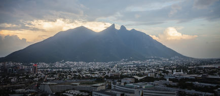 One Monterrey Tecnologico Exterior